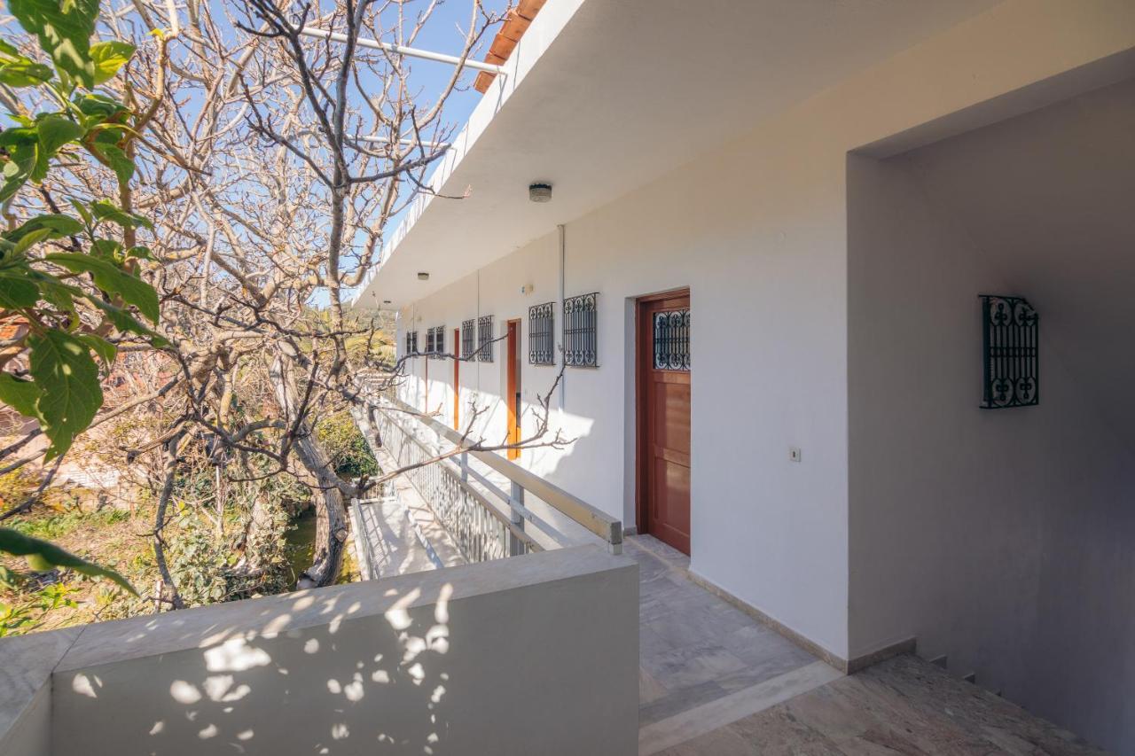 Corfu Star Apartments Benitses  Exterior foto